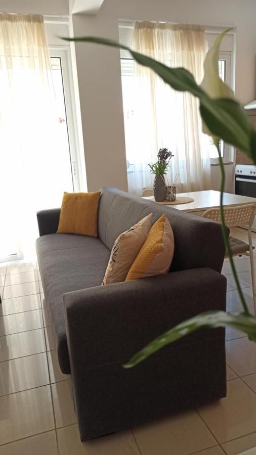 Cozy Flat Close To The Airport/Port And Center Nea Alikarnassos Exteriör bild