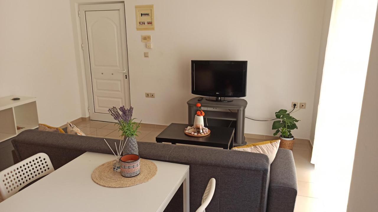 Cozy Flat Close To The Airport/Port And Center Nea Alikarnassos Exteriör bild